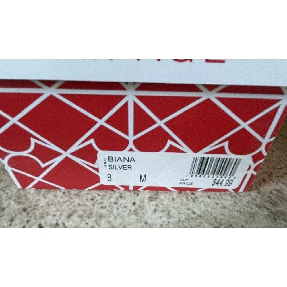 Rampage Silver Flats Women's Size 8 Medium With Box Biana